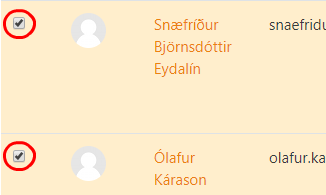 merkja við nemendur